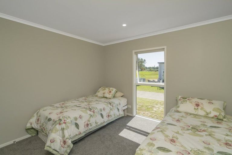 Photo of property in 165 Kelly Jade Avenue, Matarangi, Whitianga, 3592