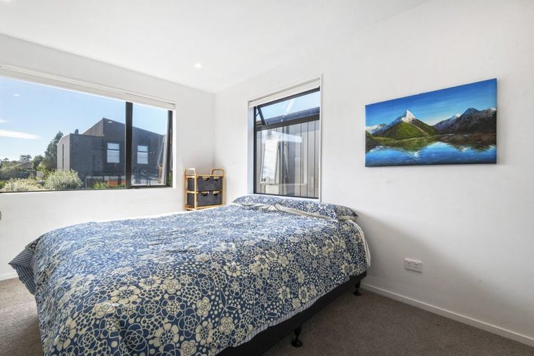 Photo of property in 12 Mahinga Kai Way, Belmont, Auckland, 0622