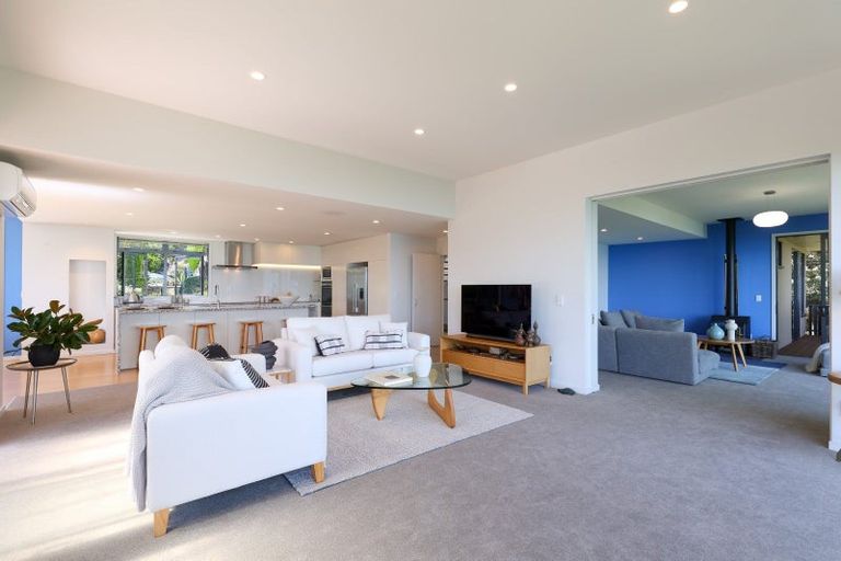 Photo of property in 28 The Cliffs, Britannia Heights, Nelson, 7010