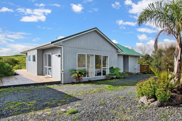 Photo of property in 475 Tauraroa Road, Mangapai, Whangarei, 0178