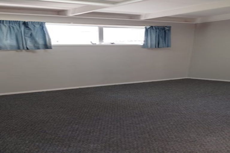 Photo of property in 109a Mokoia Road, Birkenhead, Auckland, 0626