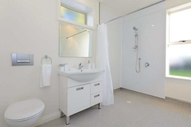 Photo of property in 184 Fitzherbert Avenue, West End, Palmerston North, 4410