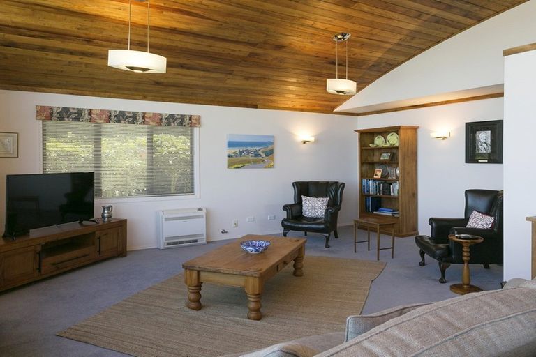 Photo of property in 1/50 Wakeman Road, Acacia Bay, Taupo, 3330