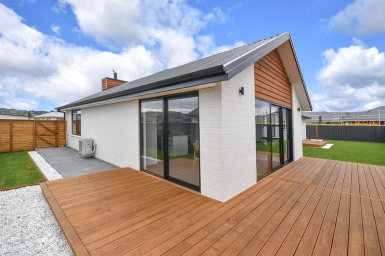 Photo of property in 37 Anderton Crescent, Mosgiel, 9024