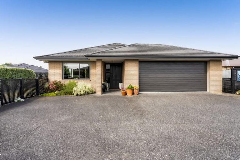 Photo of property in 18b Estate Grove, Inglewood, 4330