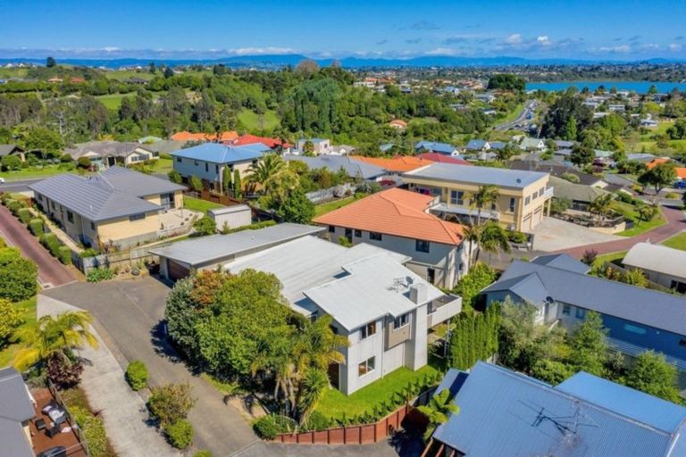 Photo of property in 37 Oteki Park Drive, Welcome Bay, Tauranga, 3112