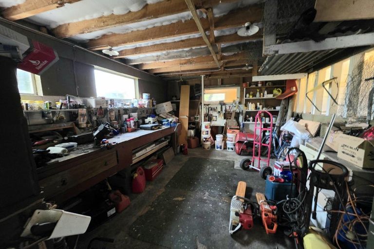 Photo of property in 17 Awamoa Road, South Hill, Oamaru, 9400