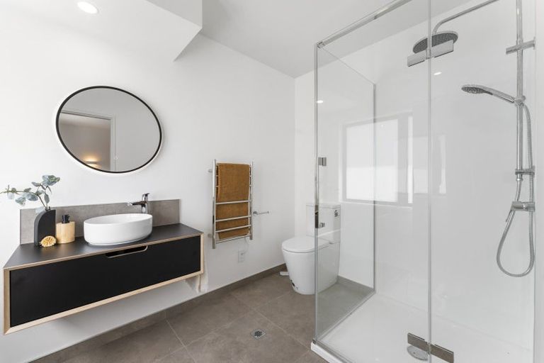 Photo of property in 10/29 May Street, Mount Maunganui, 3116