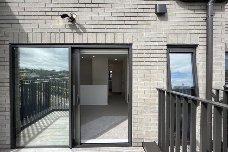 Photo of property in 14/28 Westgate Drive, Westgate, Auckland, 0614