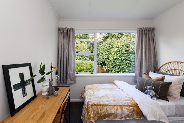 Photo of property in 6 Cremorne Avenue, Hokowhitu, Palmerston North, 4410
