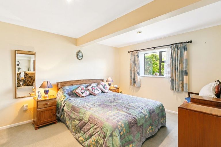 Photo of property in 4 Pelorous Street, Paparangi, Wellington, 6037