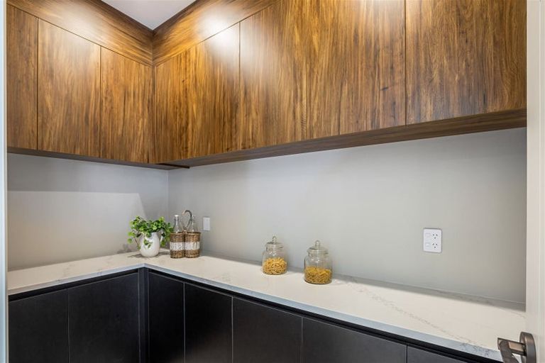 Photo of property in 15 Cutfield Lane, Kumeu, 0810