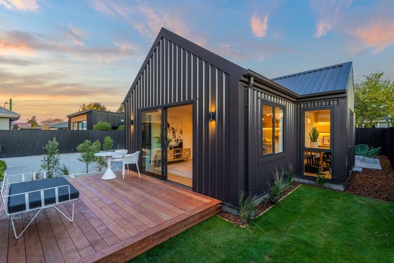 Photo of property in 19a Taurima Street, Hei Hei, Christchurch, 8042