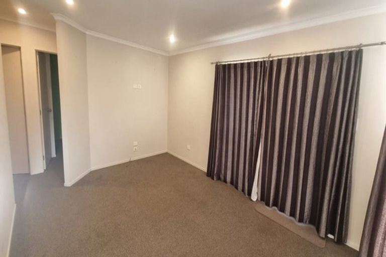 Photo of property in 10 Grierson Place, Pukekohe, 2120