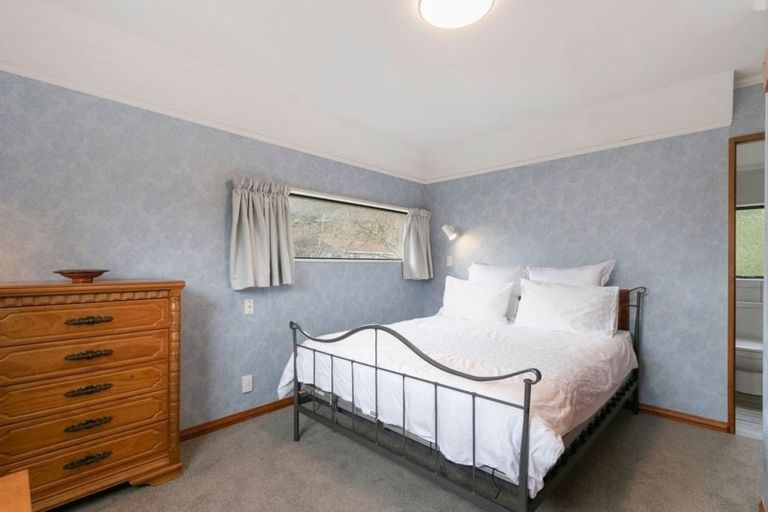 Photo of property in 29 Mcenroe Grove, Naenae, Lower Hutt, 5011