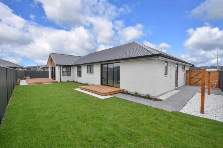 Photo of property in 37 Anderton Crescent, Mosgiel, 9024