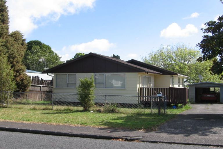 Photo of property in 38 Riverpark Crescent, Henderson, Auckland, 0610