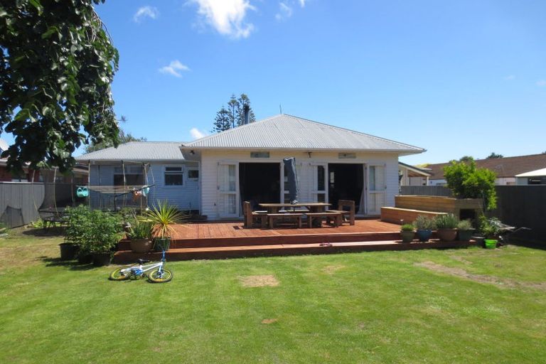 Photo of property in 139 Cook Street, West End, Palmerston North, 4410
