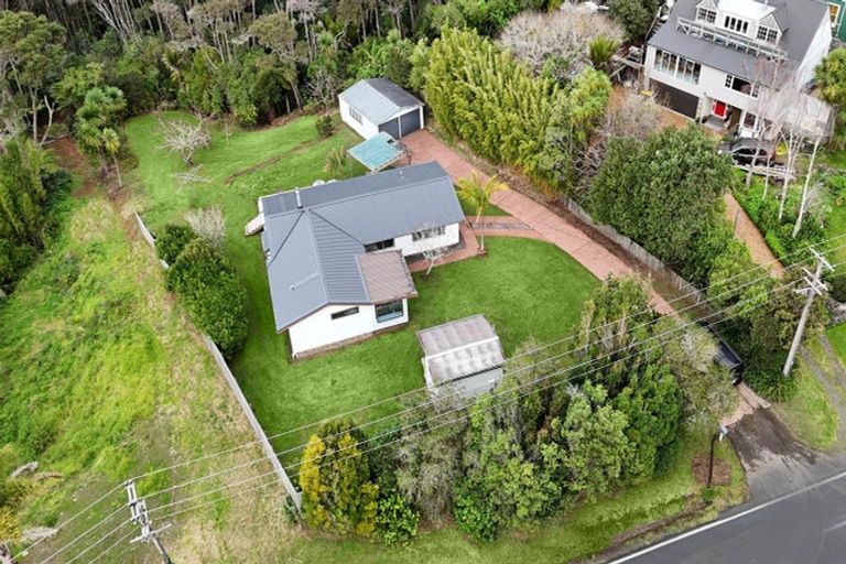 Photo of property in 204 Shaw Road, Oratia, Auckland, 0604