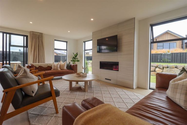 Photo of property in 43 Meadowstone Street, Gleniti, Timaru, 7910