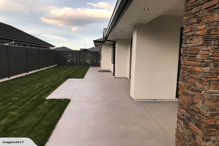 Photo of property in 5 Ruahine Road, Poraiti, Napier, 4112