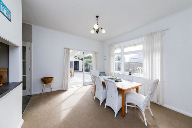 Photo of property in 41 Beresford Street, Takaro, Palmerston North, 4410