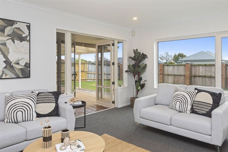 Photo of property in 24 Ti Rakau Drive, Woolston, Christchurch, 8023
