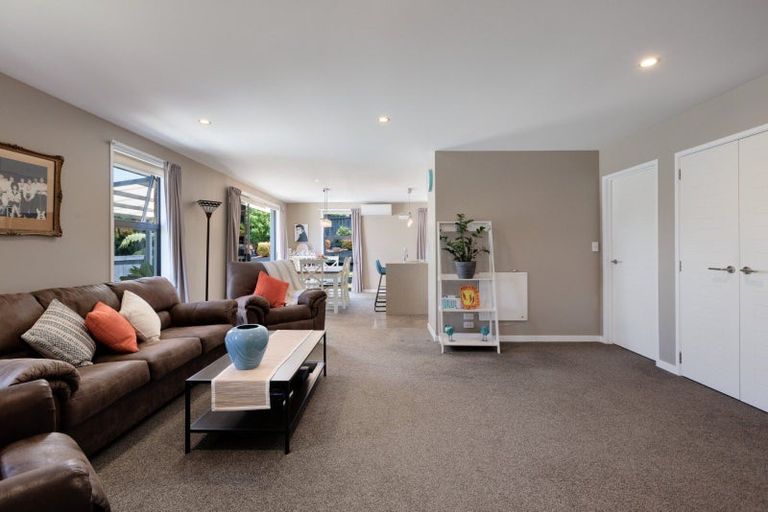 Photo of property in 135 Ballintoy Park Drive, Welcome Bay, Tauranga, 3175