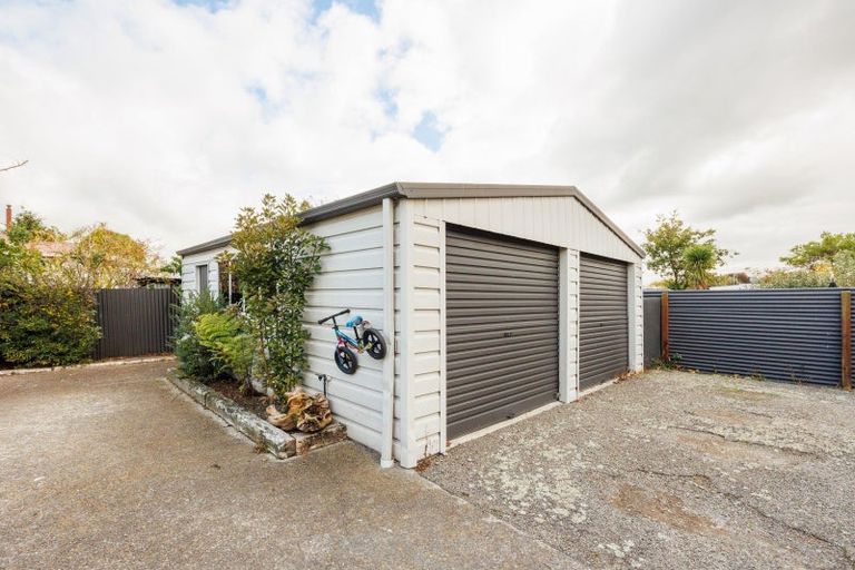 Photo of property in 60 Seddon Street, Takaro, Palmerston North, 4412