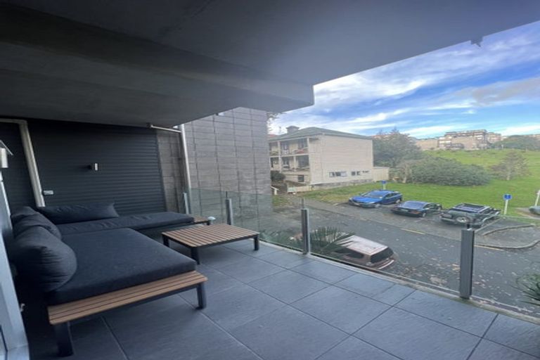 Photo of property in 2a/15 Fleet Street, Eden Terrace, Auckland, 1021
