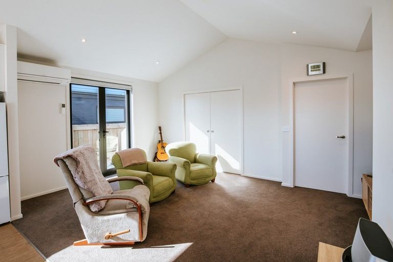 Photo of property in 4 Matakanui Lane, Wanaka, 9305