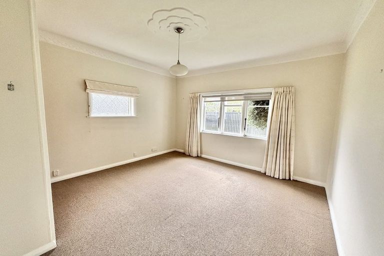 Photo of property in 20 Waikare Avenue, Waiwhetu, Lower Hutt, 5010