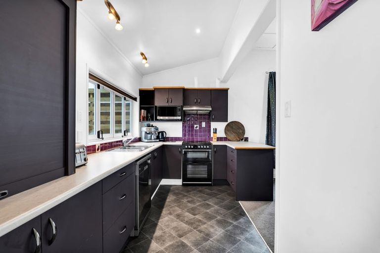 Photo of property in 278 South Road, Hawera, 4610