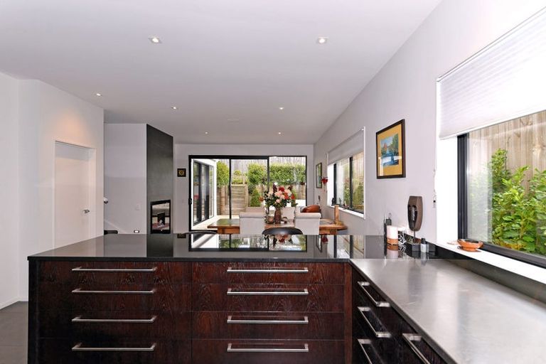 Photo of property in 172 Collingwood Street, Nelson, 7010