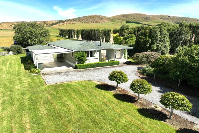 Photo of property in 1085 Dipton Mossburn Road, Castle Downs, Dipton, 9791