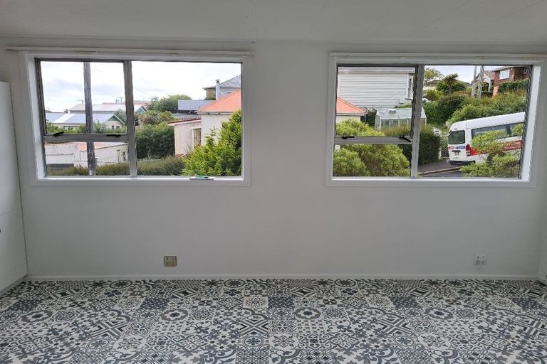 Photo of property in 23 Stanley Street, Kenmure, Dunedin, 9011