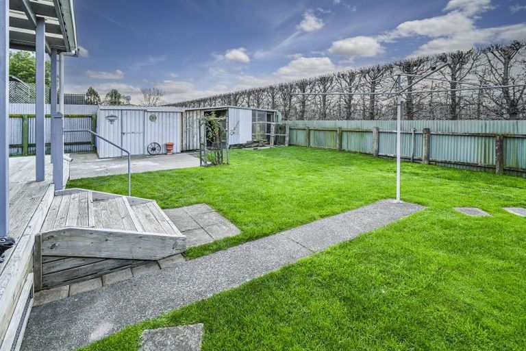 Photo of property in 82 Folkestone Drive, Flaxmere, Hastings, 4120