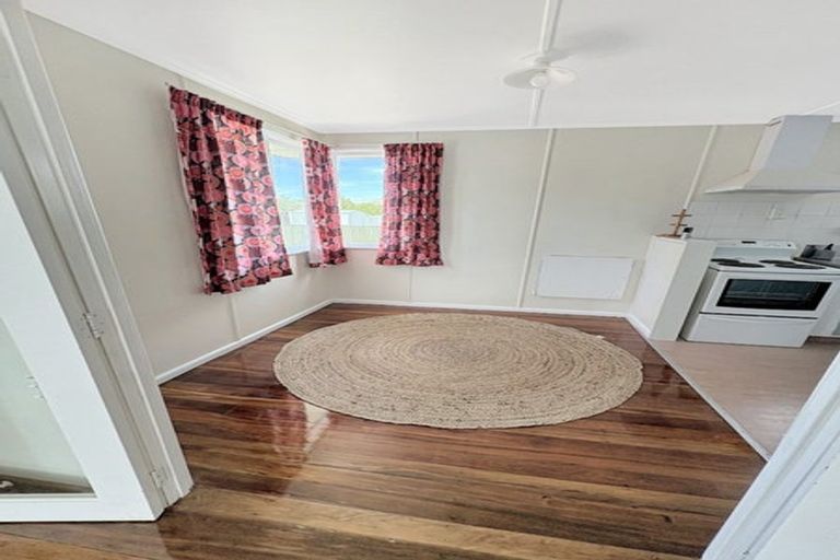 Photo of property in 40 Bibby Street, Waipawa, 4210