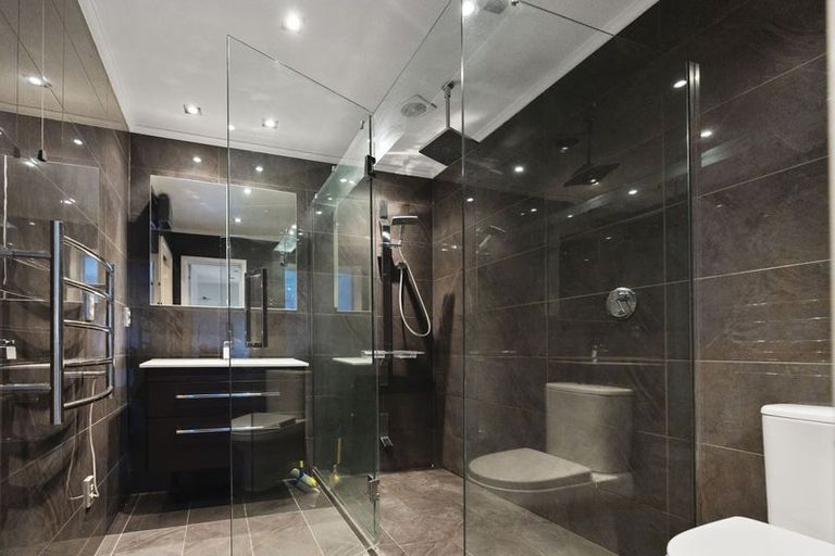 Photo of property in 12 Woodend Road, Woodend, 7610