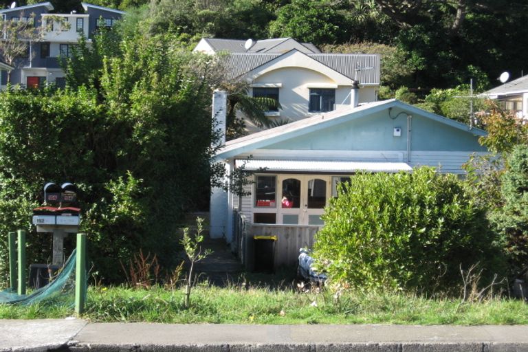 Photo of property in 152 Newlands Road, Newlands, Wellington, 6037