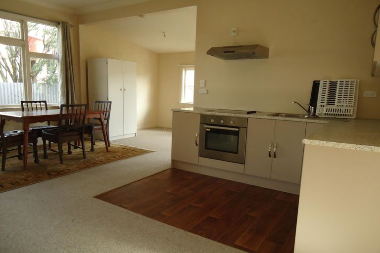 Photo of property in 14 Rhodes Street, Waimate, 7924