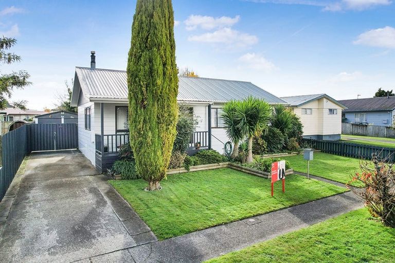 Photo of property in 24 Enfield Street, Nawton, Hamilton, 3200