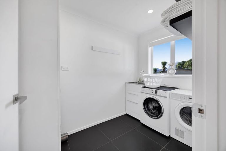 Photo of property in 121 Hamlet Street, Stratford, 4332