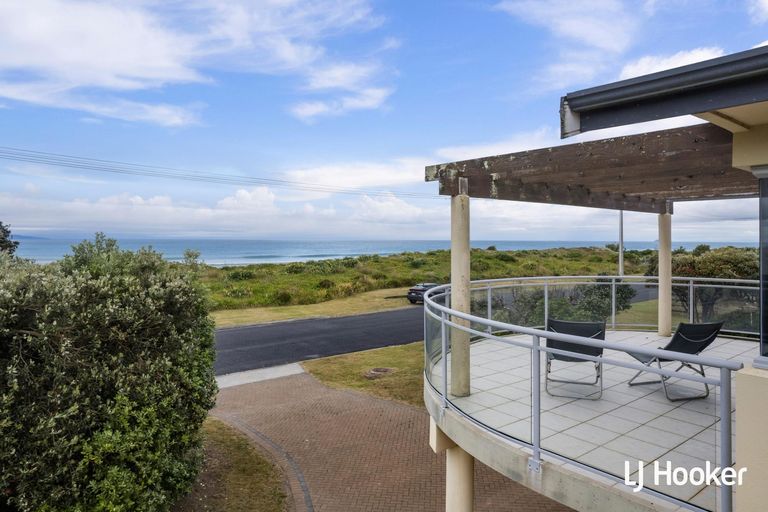 Photo of property in 70 Bway Road, Waihi Beach, 3611