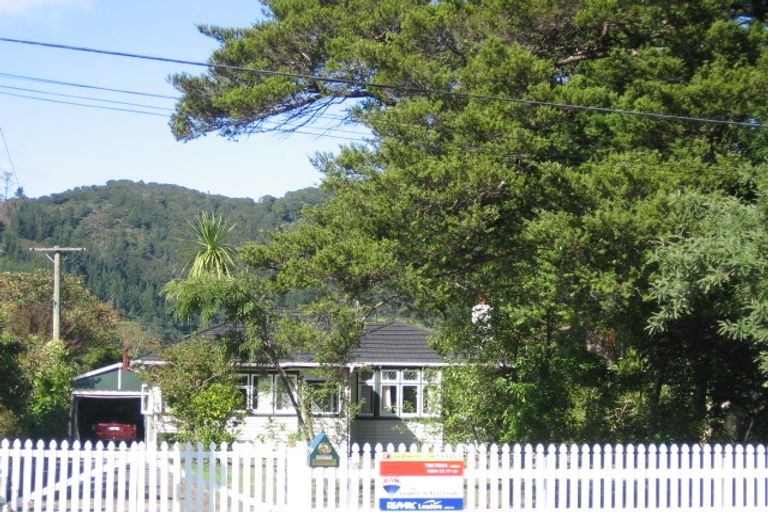 Photo of property in 15 Brown Street, Wallaceville, Upper Hutt, 5018