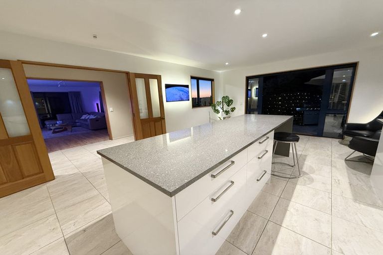 Photo of property in 81 Whaka Terrace, Huntsbury, Christchurch, 8022