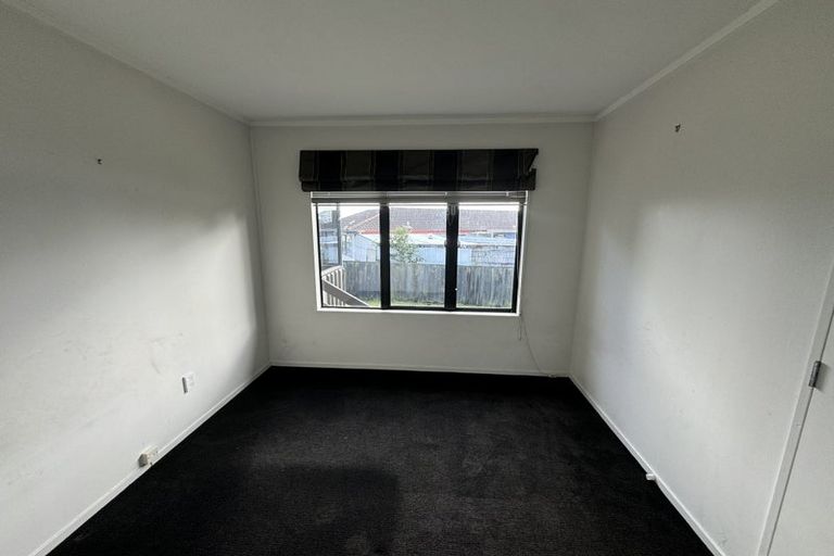 Photo of property in 51 Hollyford Drive, Clover Park, Auckland, 2105