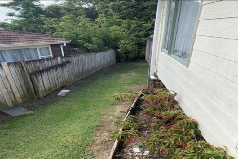 Photo of property in 2/10 Southview Place, Wattle Downs, Auckland, 2102