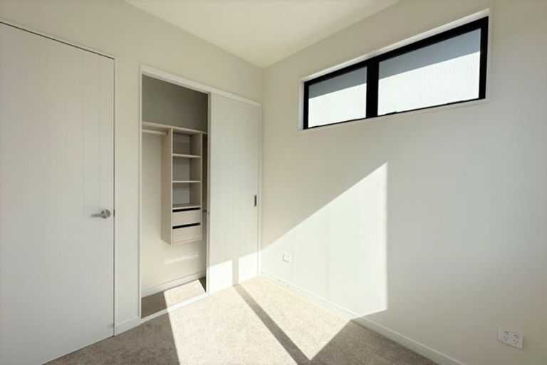 Photo of property in 3 Porowha Road, Westgate, Auckland, 0814