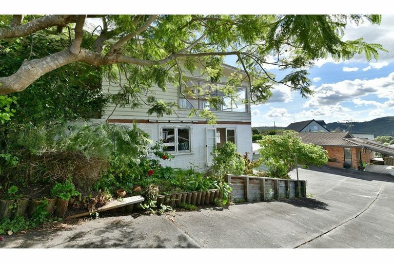 Photo of property in 8 Ocean View Road, Hatfields Beach, Orewa, 0931